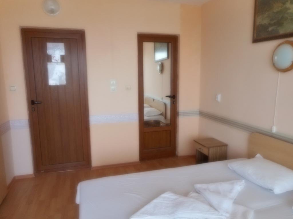 Guest Rooms Ribarska Hizha Šabla Pokoj fotografie
